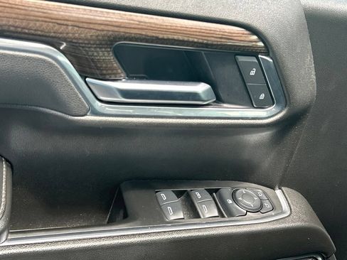 Used 2025 Chevrolet Silverado 1500 LT RWD image 19