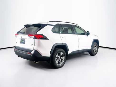 Used 2025 Toyota RAV4 XLE w/ Convenience Package FWD image 9