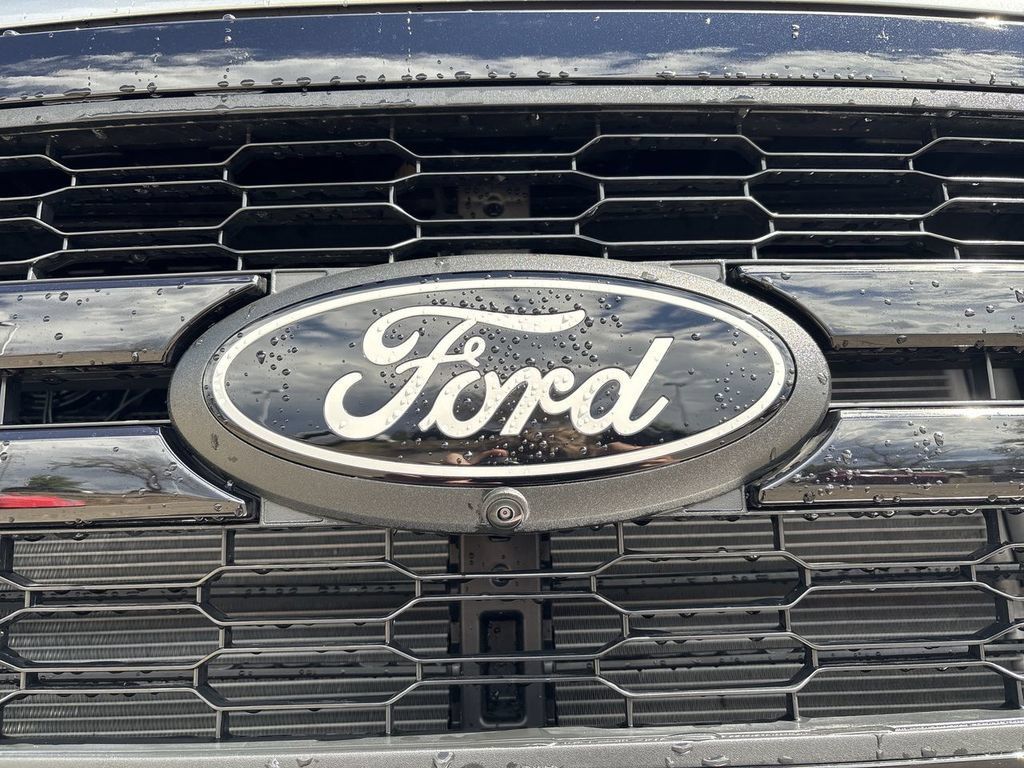 Used 2026 Ford F150 Lariat AWD/4WD image 36