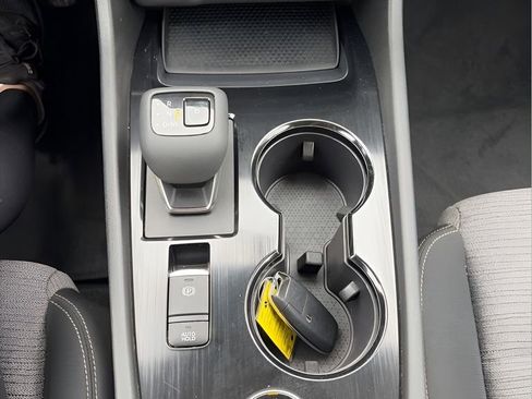 Used 2023 Nissan Rogue SV image 15