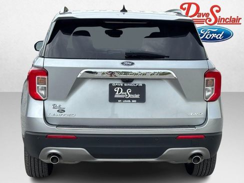 Used 2024 Ford Explorer Limited w/ Equipment Group 301A AWD/4WD image 8