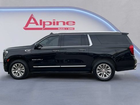 Used 2024 GMC Yukon XL Denali w/ Advanced Technology Package AWD/4WD image 2