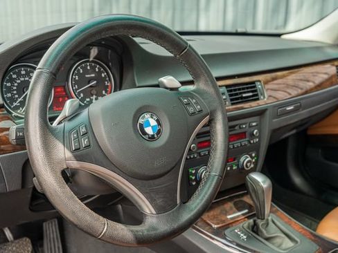 Used 2009 BMW 335i Sedan RWD image 24