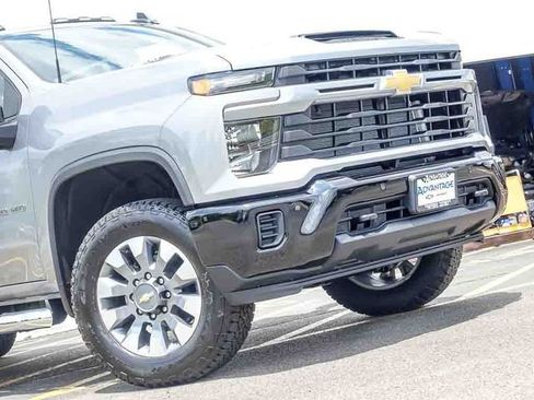 New 2026 Chevrolet Silverado 2500 Custom w/ Custom Value Package AWD/4WD image 3