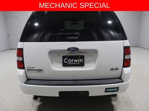 Used 2010 Ford Explorer XLT image 10