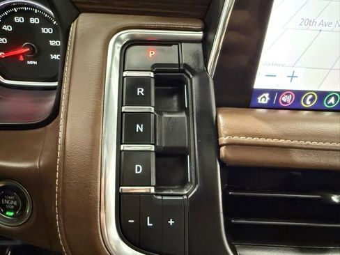 Used 2021 Chevrolet Suburban High Country w/ Premium Package AWD/4WD image 47