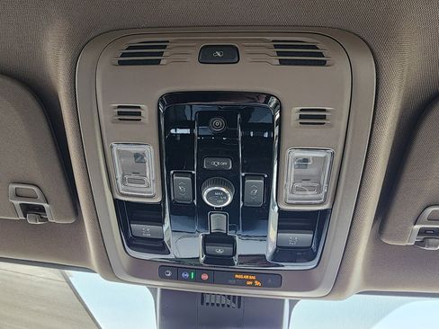 New 2026 GMC Yukon Denali w/ Denali Reserve Package image 43