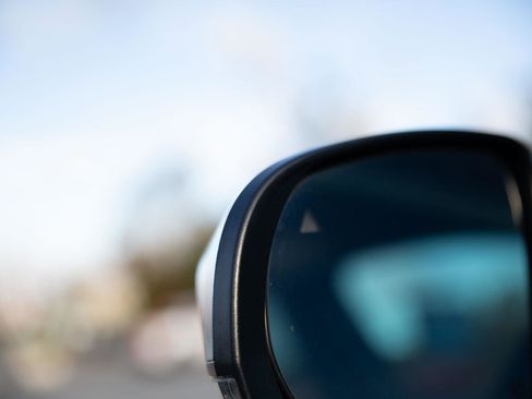 Used 2021 Jeep Cherokee Latitude Plus image 12