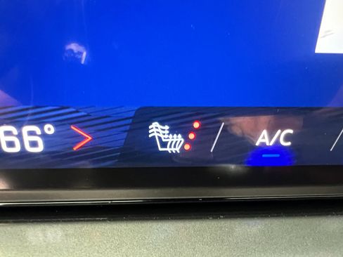 New 2026 Chevrolet Traverse LT image 64