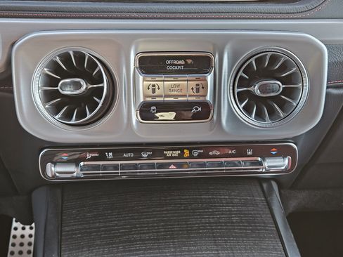 Certified 2025 Mercedes-Benz G 580 w/ EQ Technology image 20