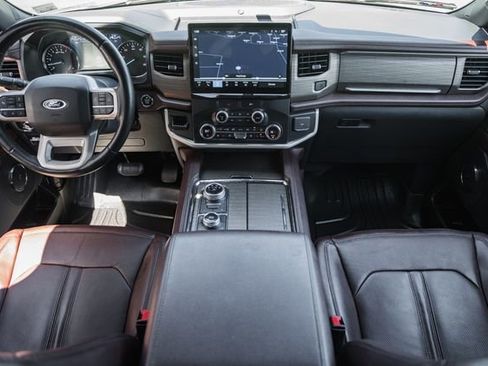 Used 2022 Ford Expedition Max Limited AWD/4WD image 30