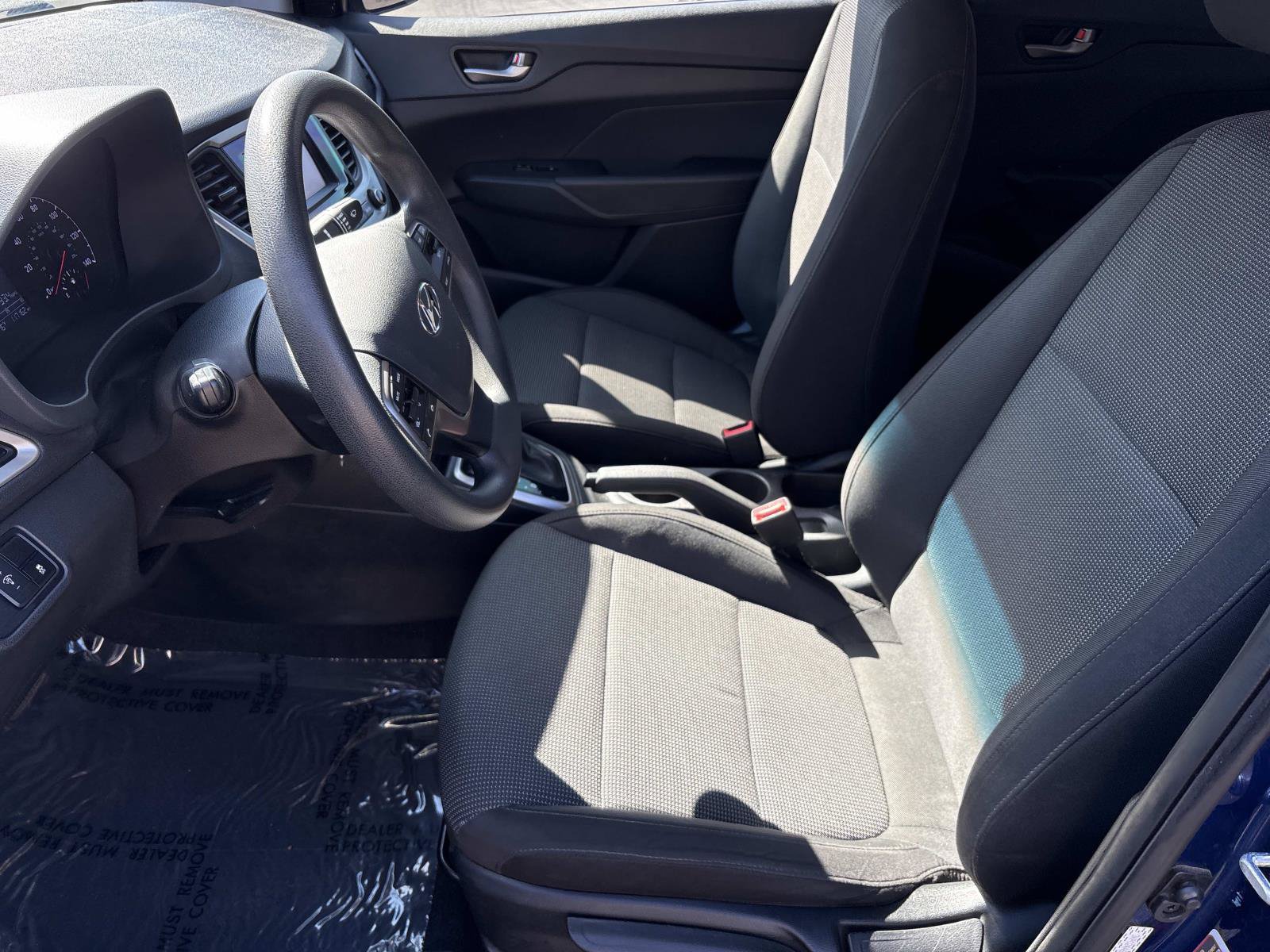 Used 2022 Hyundai Accent SE FWD image 14