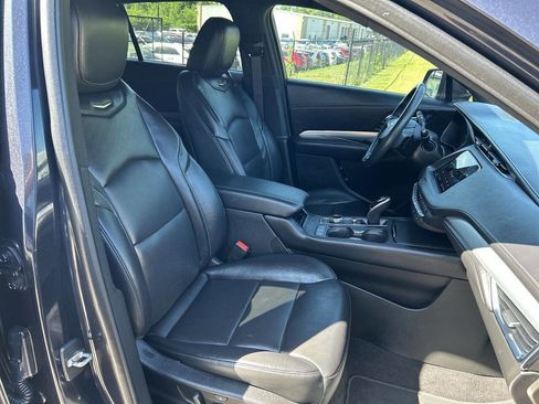 Used 2022 Cadillac XT4 Premium Luxury w/ LPO, Radiant Package image 24