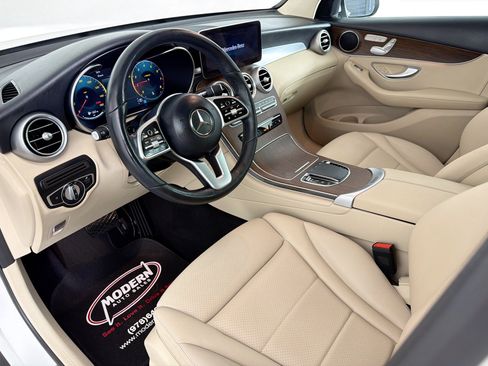 Used 2022 Mercedes-Benz GLC 300 4MATIC image 8