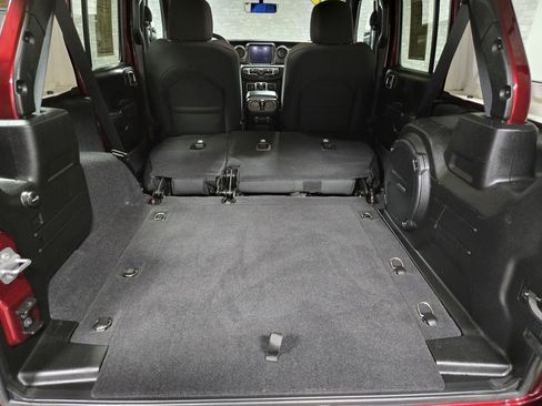 Used 2021 Jeep Wrangler Unlimited Sport image 42