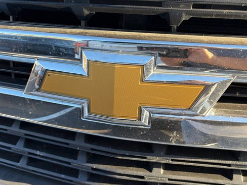 Used 2021 Chevrolet Silverado 1500 LT image 7