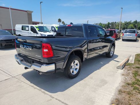 Used 2025 RAM 1500 Big Horn AWD/4WD image 5