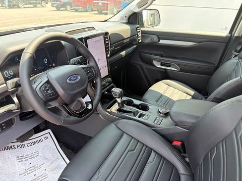 New 2026 Ford Ranger Lariat w/ Black Appearance Package AWD/4WD image 12