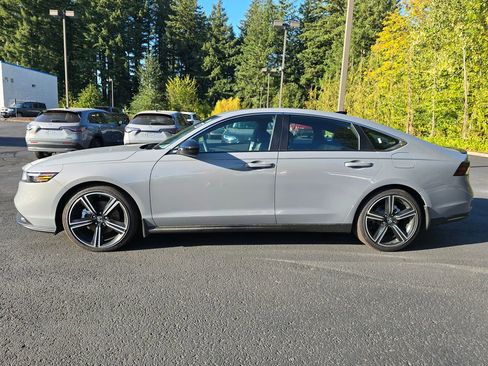 Certified 2025 Honda Accord Sport image 27