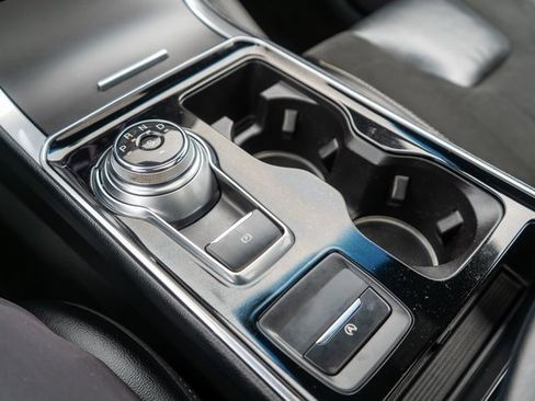 Used 2019 Ford Edge ST w/ Convenience Package image 34