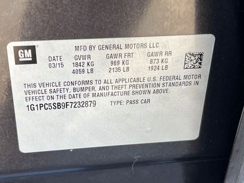 Used 2015 Chevrolet Cruze LT w/ Technology Package image 31