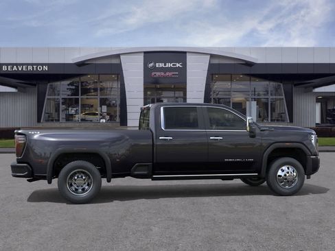 New 2026 GMC Sierra 3500 Denali Ultimate image 5