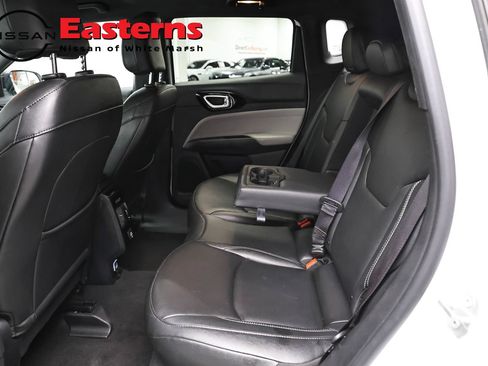 Used 2025 Jeep Compass Limited AWD/4WD image 20