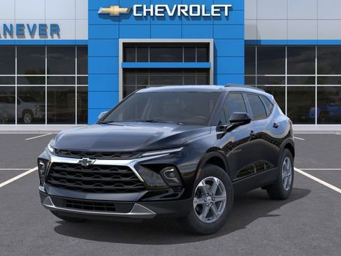 New 2026 Chevrolet Blazer LT w/ Convenience Package FWD image 7