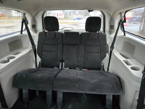 Used 2014 Dodge Grand Caravan SE w/ Quick Order Package 29E SE image 11