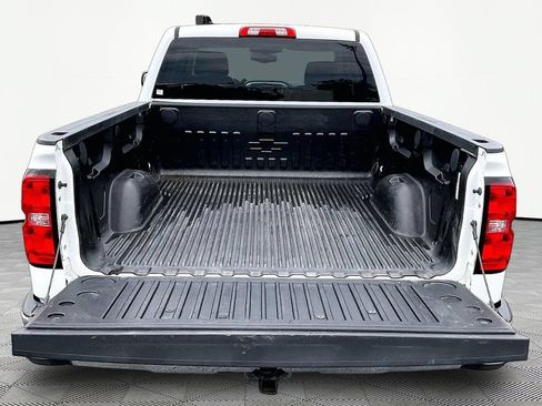 Used 2018 Chevrolet Silverado 1500 LT w/ All Star Edition AWD/4WD image 7