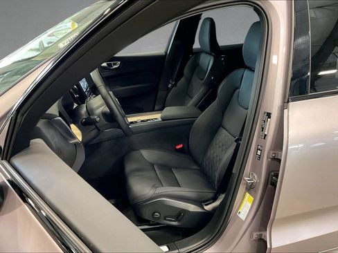 Used 2026 Volvo XC60 B5 Plus w/ Protection Package Premier AWD/4WD image 22