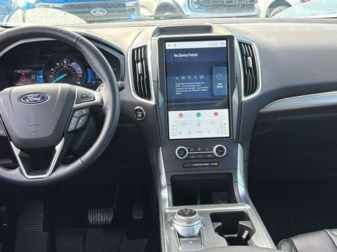Used 2023 Ford Edge Titanium AWD/4WD image 6