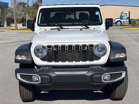 New 2026 Jeep Gladiator Sport image 8
