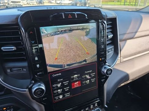 Used 2019 RAM 1500 Laramie image 22