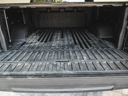 Used 2022 GMC Sierra 1500 Denali Ultimate AWD/4WD image 36