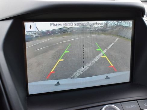 Used 2019 Ford Escape SE image 12