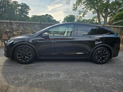 Used 2023 Tesla Model X AWD/4WD image 8