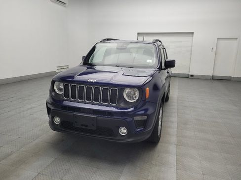 Used 2019 Jeep Renegade Latitude w/ Cold Weather Group image 15