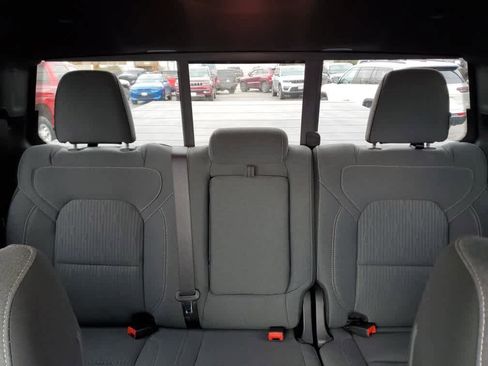 Used 2021 RAM 1500 Big Horn image 13