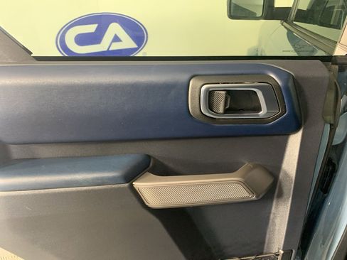 Used 2022 Ford Bronco Outer Banks image 32