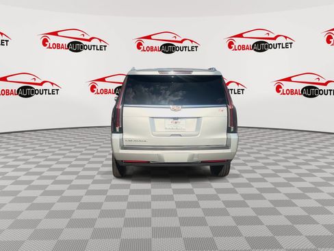 Used 2020 Cadillac Escalade ESV Premium Luxury RWD image 7