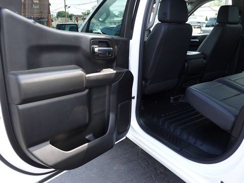 Used 2024 Chevrolet Silverado 1500 W/T w/ WT Value Package AWD/4WD image 19