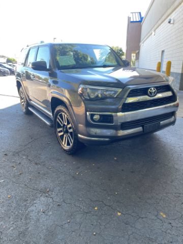Used 2019 Toyota 4Runner Limited AWD/4WD image 3
