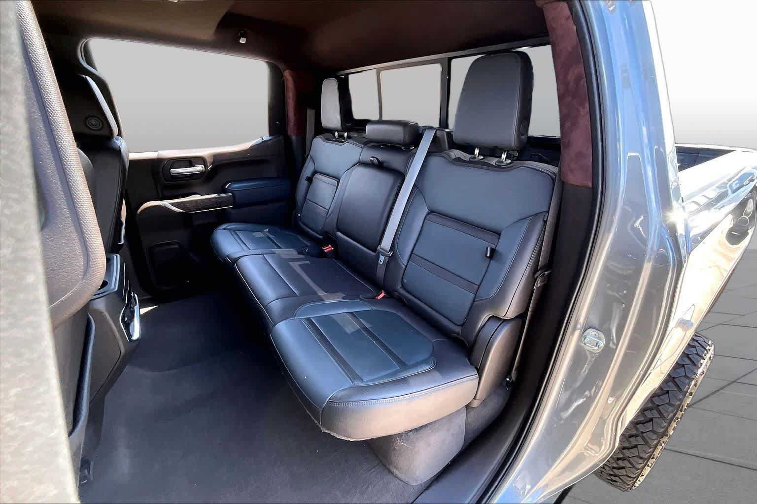 Used 2021 GMC Sierra 1500 Denali w/ Denali Ultimate Package AWD/4WD image 21