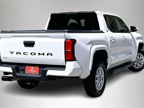 Used 2024 Toyota Tacoma SR5 image 5