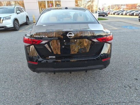New 2025 Nissan Sentra SV w/ SV Premium Package image 7