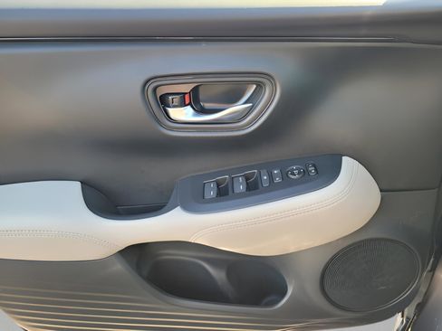 New 2026 Honda HR-V LX image 11