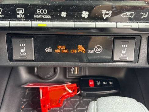 Certified 2023 Toyota RAV4 XLE w/ Convenience Package AWD/4WD image 32
