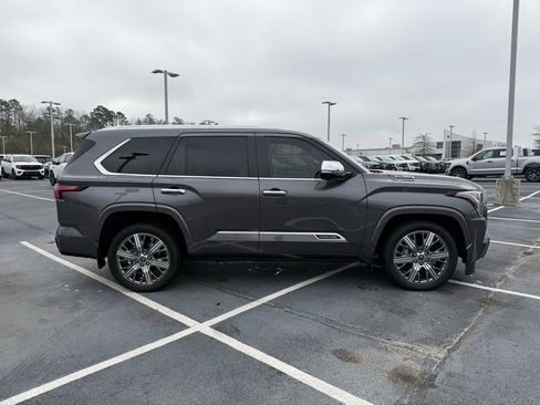 Used 2024 Toyota Sequoia Capstone image 9