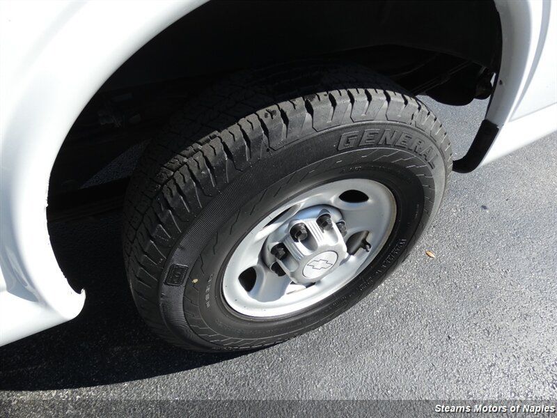 Used 2015 Chevrolet Express 2500 RWD image 20